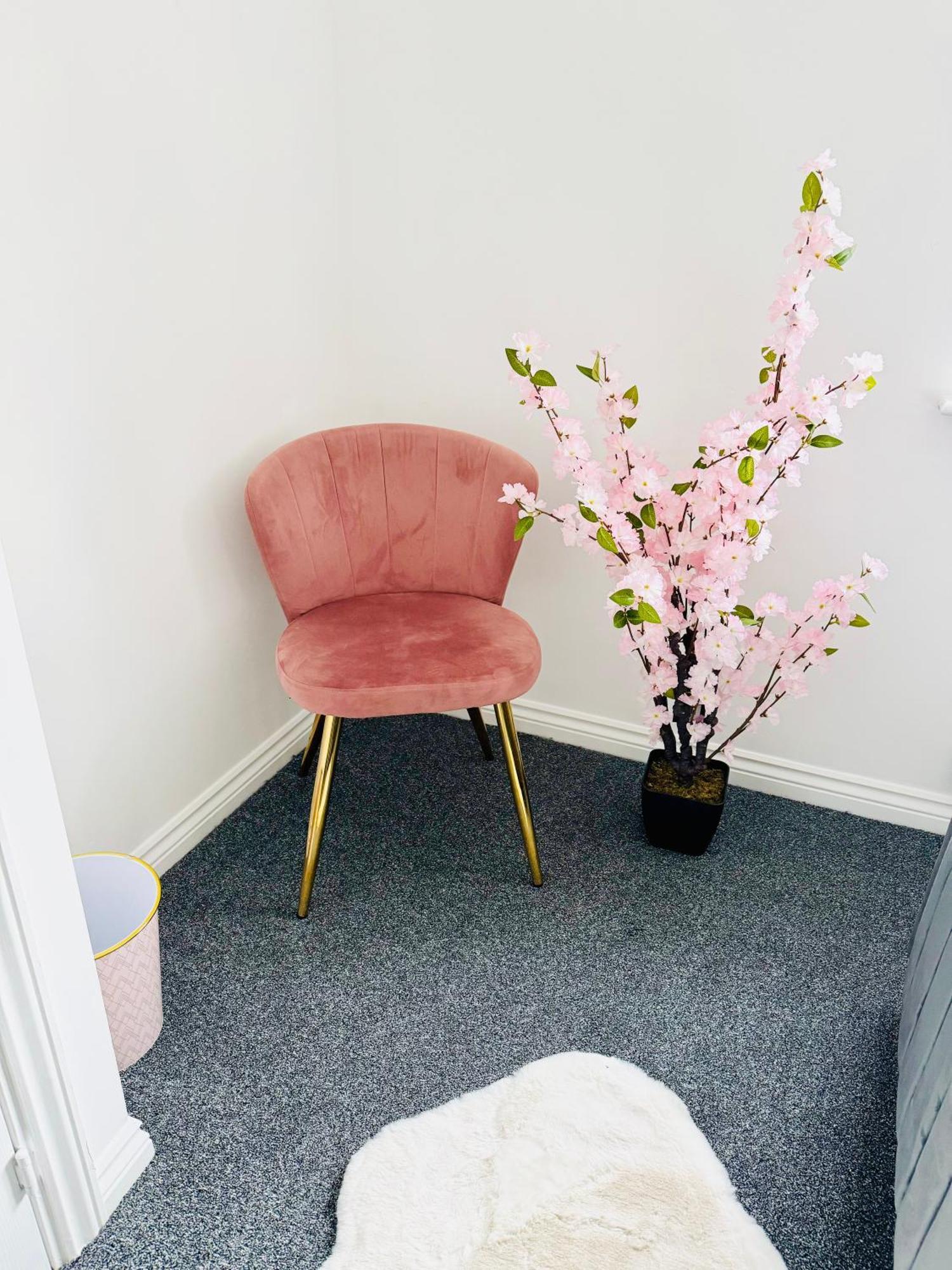 Harmony House 3 Bedroom New Build For Families, Contractors, Black Country Museum Sleeps 6 팁턴 외부 사진