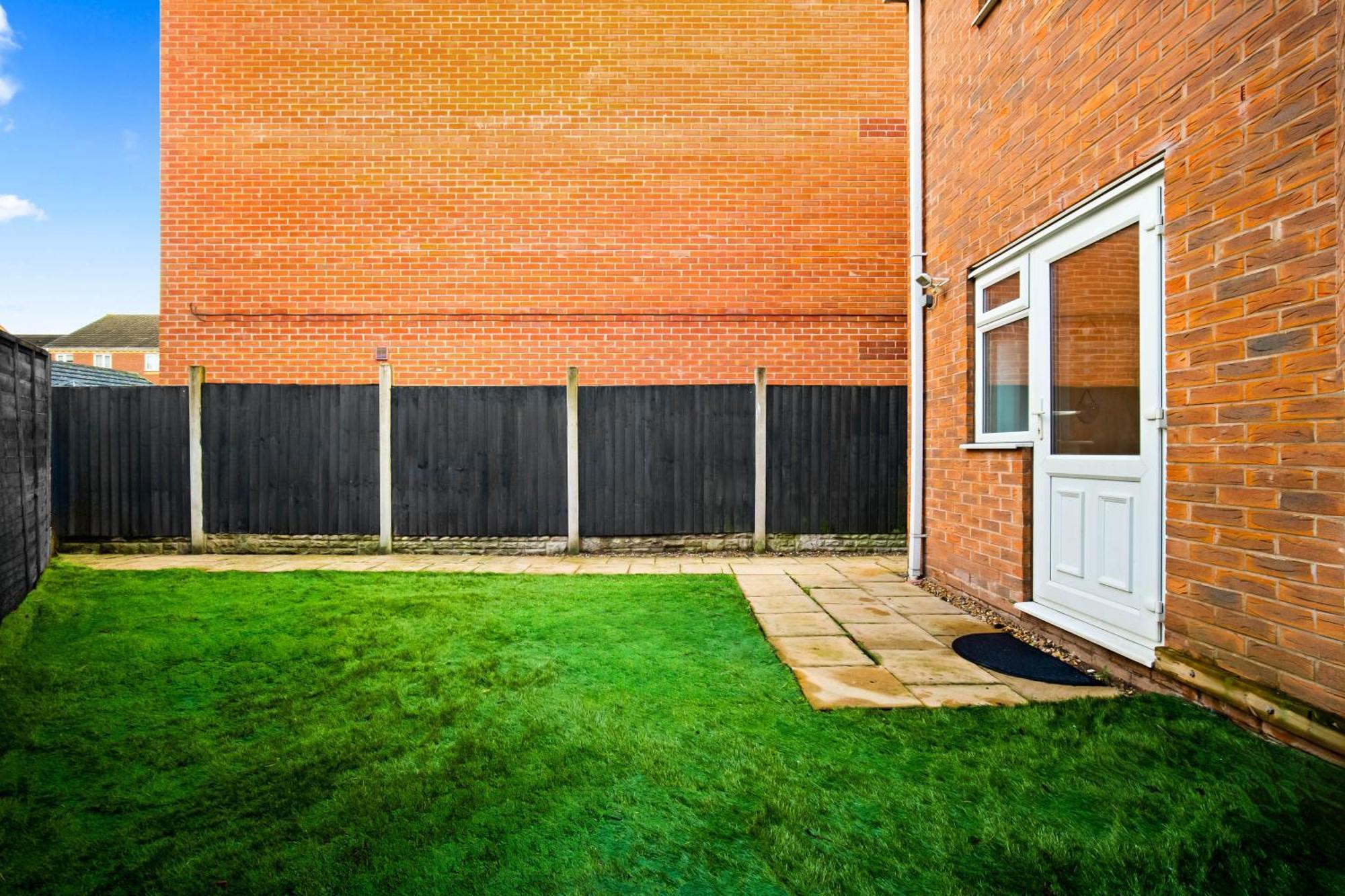 Harmony House 3 Bedroom New Build For Families, Contractors, Black Country Museum Sleeps 6 팁턴 외부 사진